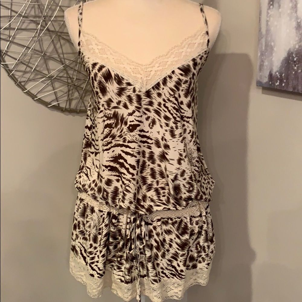Animal Print Lace top with tie waist‎ - Size Small